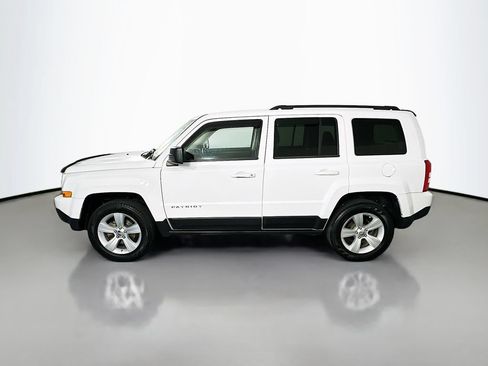 Used 2014 Jeep Patriot Sport w/ Power Value Group AWD/4WD image 4