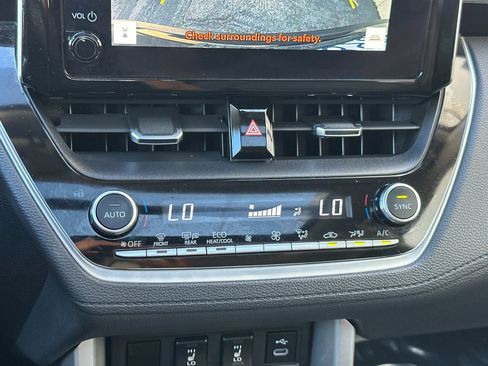 Used 2023 Toyota Corolla Cross XLE w/ Convenience Package AWD/4WD image 24