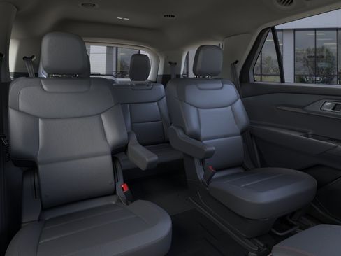 New 2026 Ford Explorer Active w/ Active Comfort Package image 11