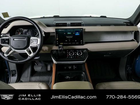 Used 2023 Land Rover Defender 110 SE AWD/4WD image 19