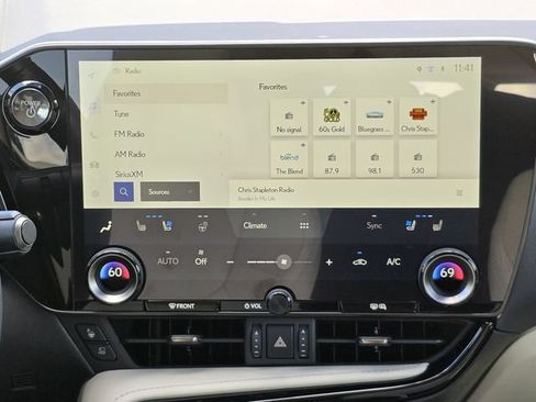 Used 2025 Lexus NX 450h+ AWD w/ Accessory Package (P5) image 23