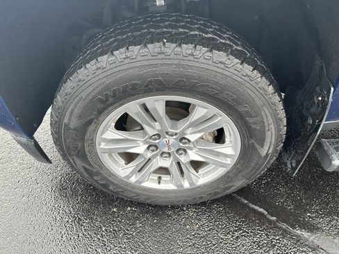 Used 2019 GMC Canyon SLE w/ Driver Alert Package image 12