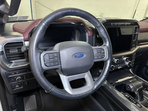 Certified 2022 Ford F150 Lariat w/ Equipment Group 502A High image 28