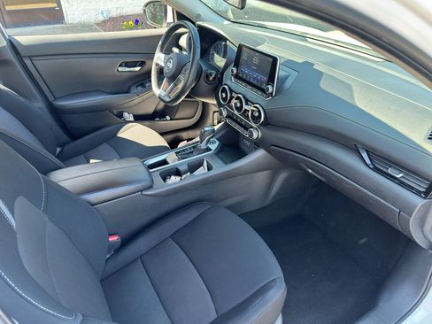 Used 2023 Nissan Sentra SV image 9
