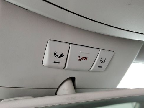 Used 2014 Mercedes-Benz SL 550 image 50