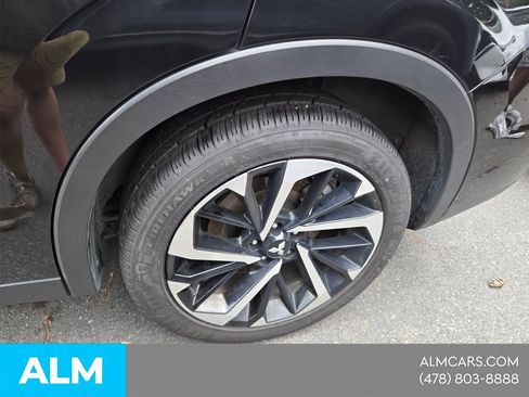 Used 2024 Mitsubishi Outlander SE FWD image 11