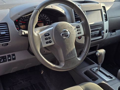 Used 2019 Nissan Frontier SV AWD/4WD image 22