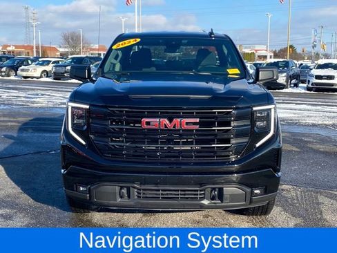Used 2024 GMC Sierra 1500 Elevation image 2