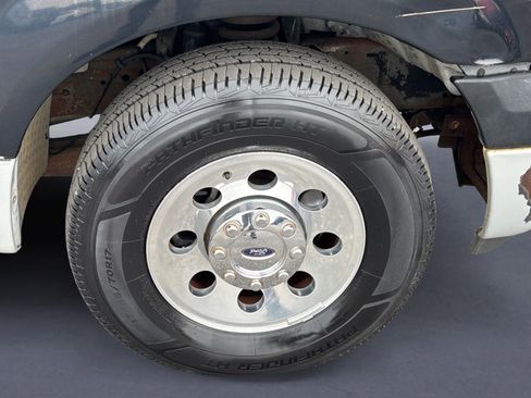 Used 2007 Ford F250 XLT RWD image 14