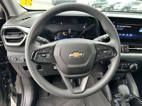 Certified 2024 Chevrolet TrailBlazer LT FWD image 14