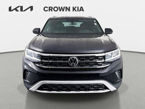Used 2022 Volkswagen Atlas Cross Sport SE FWD image 2
