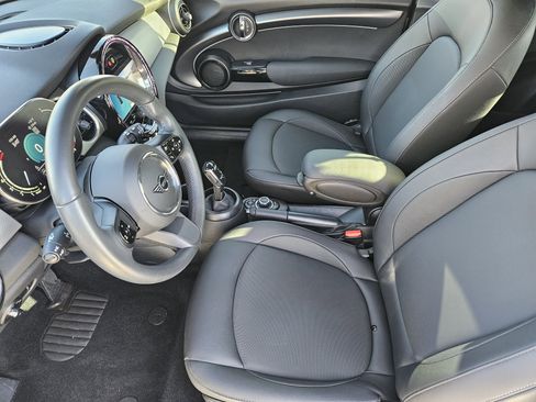 Used 2024 MINI Cooper Convertible image 15