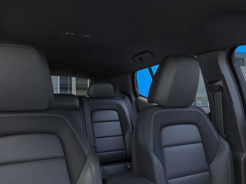 New 2025 Chevrolet Equinox EV LT image 24