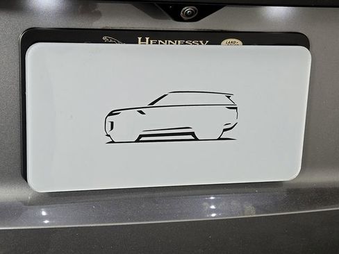 Used 2023 Land Rover Range Rover SE image 32