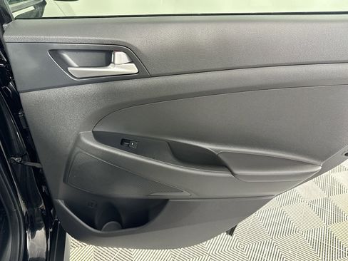 Used 2019 Hyundai Tucson SE image 47