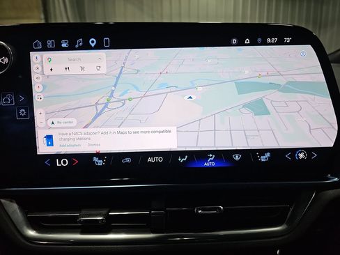 Used 2025 Chevrolet Equinox EV LT w/ LPO, All-Weather Mat Package FWD image 24