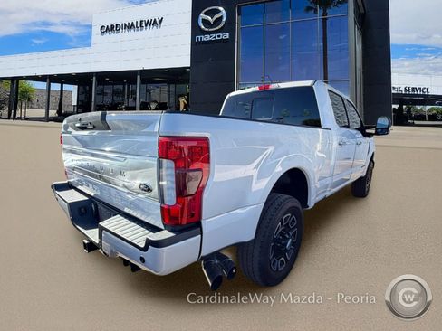 Used 2019 Ford F250 Platinum w/ Platinum Ultimate Package AWD/4WD image 4