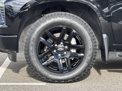 Used 2024 Chevrolet Silverado 1500 RST w/ Convenience Package II image 30