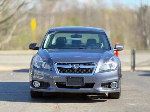Used 2014 Subaru Legacy 2.5i Limited w/ Moonroof Package AWD/4WD image 4