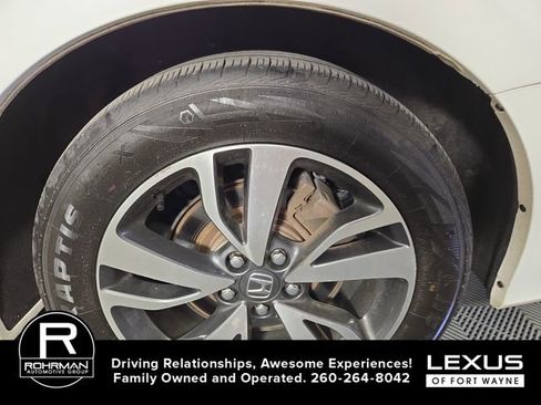 Used 2023 Honda Odyssey Touring image 11