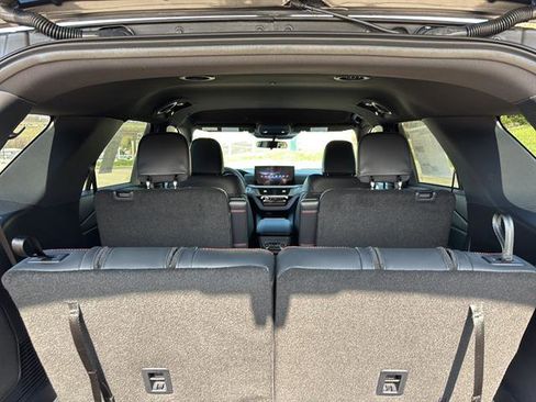 New 2026 Ford Explorer ST-Line AWD/4WD image 15