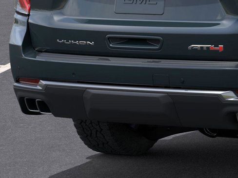 New 2026 GMC Yukon XL AT4 AWD/4WD image 14