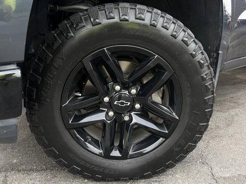 Used 2021 Chevrolet Silverado 1500 LT Trail Boss AWD/4WD image 6