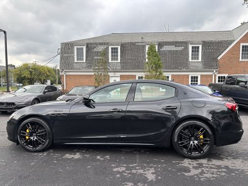 Used 2022 Maserati Ghibli Modena Q4 AWD/4WD image 9