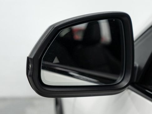 Used 2025 BMW X2 xDrive28i image 42