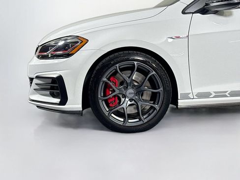 Used 2021 Volkswagen GTI SE FWD image 23