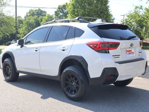 Used 2018 Subaru Crosstrek 2.0i Premium w/ Popular Package #3 AWD/4WD image 9