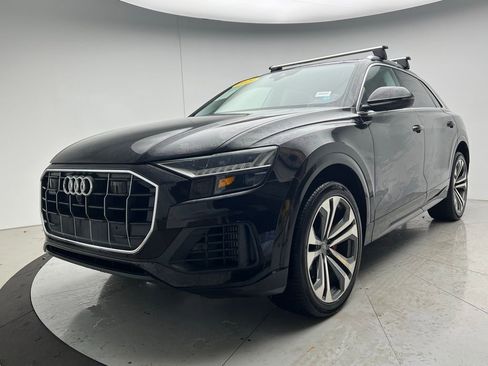 Used 2019 Audi Q8 Prestige w/ Luxury Package image 1