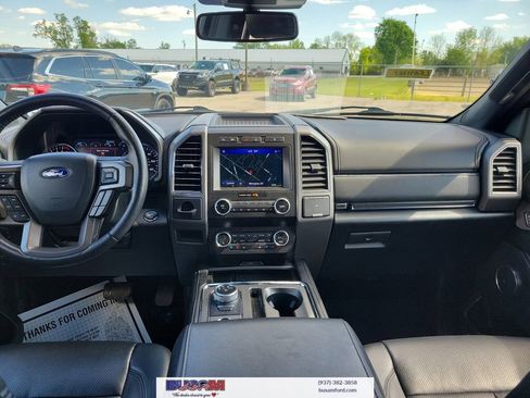 Used 2020 Ford Expedition XLT w/ Equipment Group 202A AWD/4WD image 9