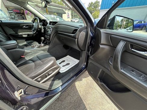 Used 2015 Chevrolet Traverse LT AWD/4WD image 10