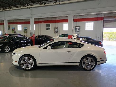 Used 2012 Bentley Continental GT AWD/4WD image 2