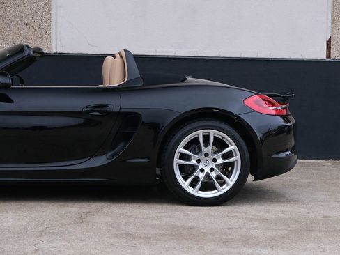 Used 2016 Porsche Boxster image 27