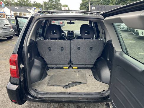 Used 2005 Toyota RAV4 4WD image 20