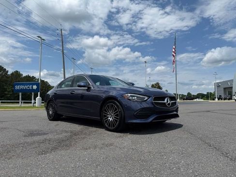 Used 2025 Mercedes-Benz C 300 Sedan image 10