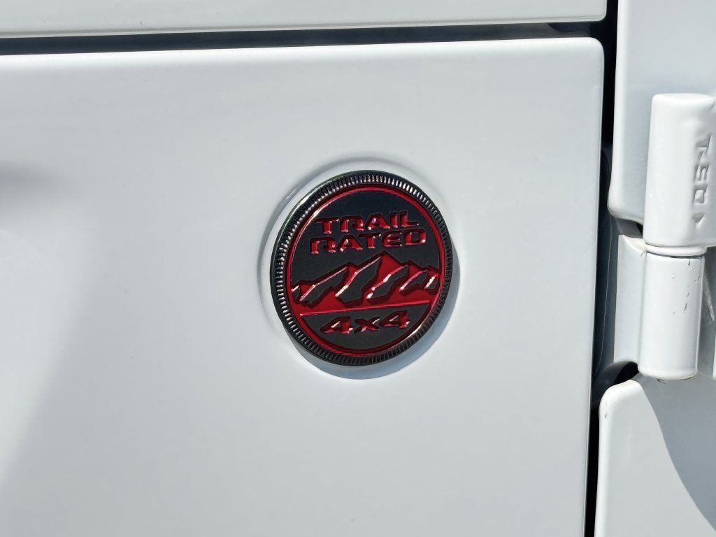 Used 2021 Jeep Gladiator Rubicon AWD/4WD image 10