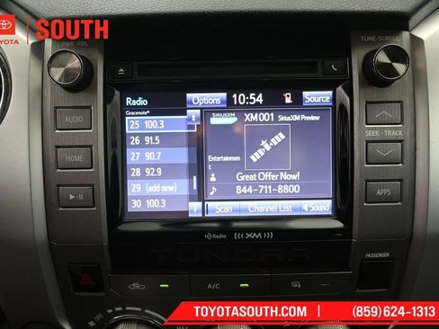 Used 2014 Toyota Tundra SR5 w/ SR5 Upgrade Package AWD/4WD image 15