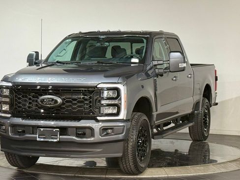 New 2026 Ford F350 XLT w/ XLT Premium Package AWD/4WD image 5