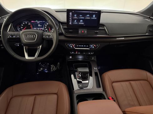Used 2023 Audi Q5 2.0T Premium AWD/4WD image 16