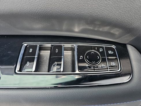 New 2026 Cadillac Escalade IQ Sport 1 w/ LPO, ONYX Package image 31