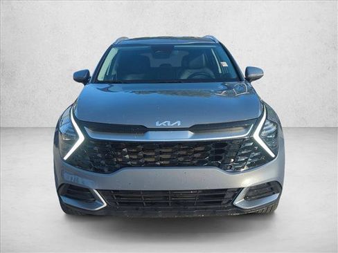 Used 2025 Kia Sportage EX AWD/4WD image 3