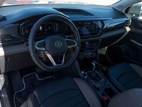 Certified 2023 Volkswagen Taos SEL AWD/4WD image 10