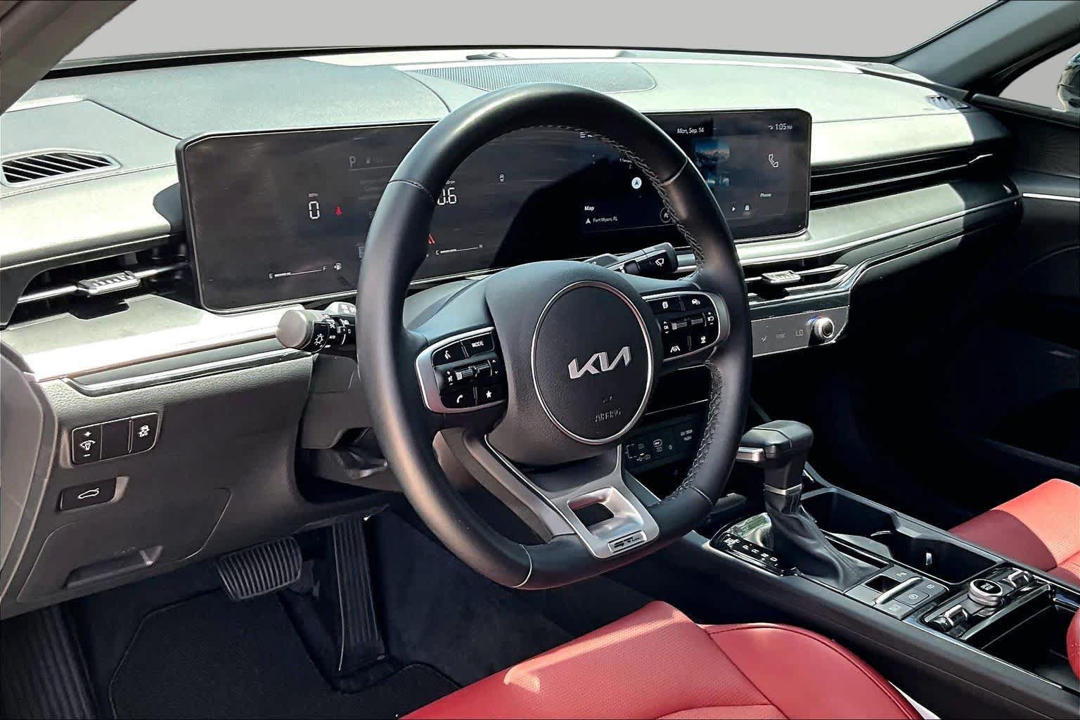 Used 2025 Kia K5 GT-Line w/ GT-Line Premium Package FWD image 18