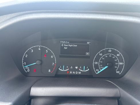 Used 2023 Ford Transit 250 Medium Roof AWD image 17