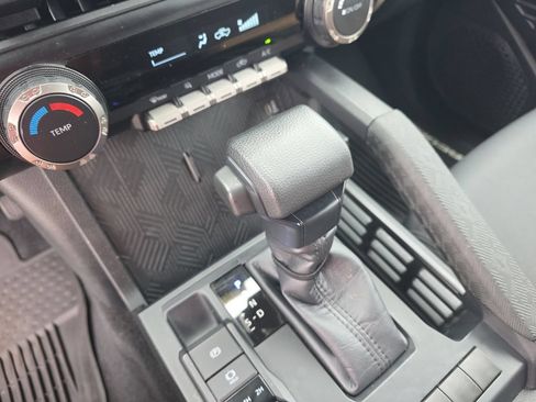 Used 2024 Toyota Tacoma SR AWD/4WD image 23