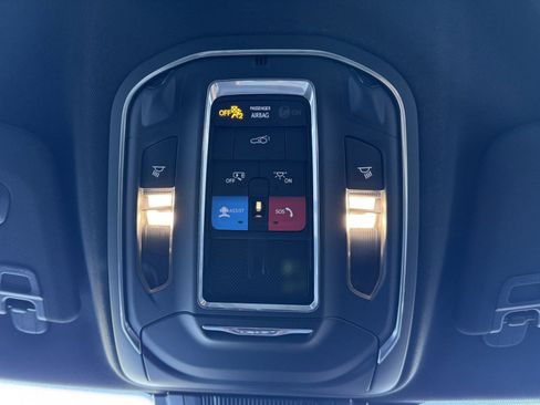 New 2024 Dodge Charger R/T w/ Plus Group image 32