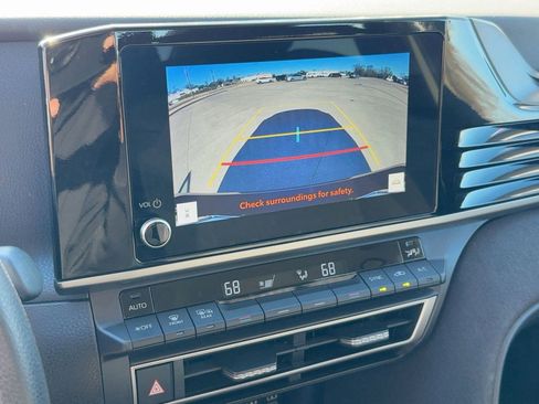 Used 2025 Toyota Camry LE image 21